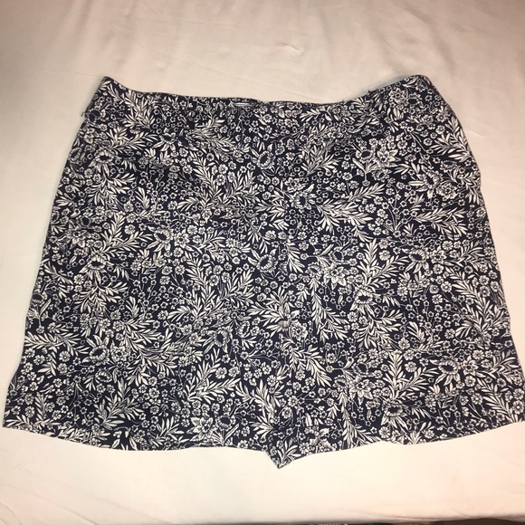 Talbots Pants - Talbot’s Floral Shorts